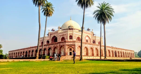 Trails of Maharaja – In the Footsteps of the Maharaja